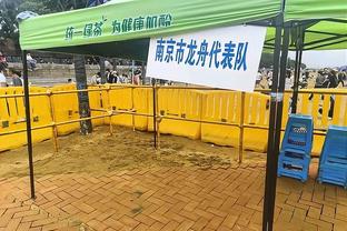 欧冠淘汰赛出场次数榜：C罗85场居首，梅西77场次席